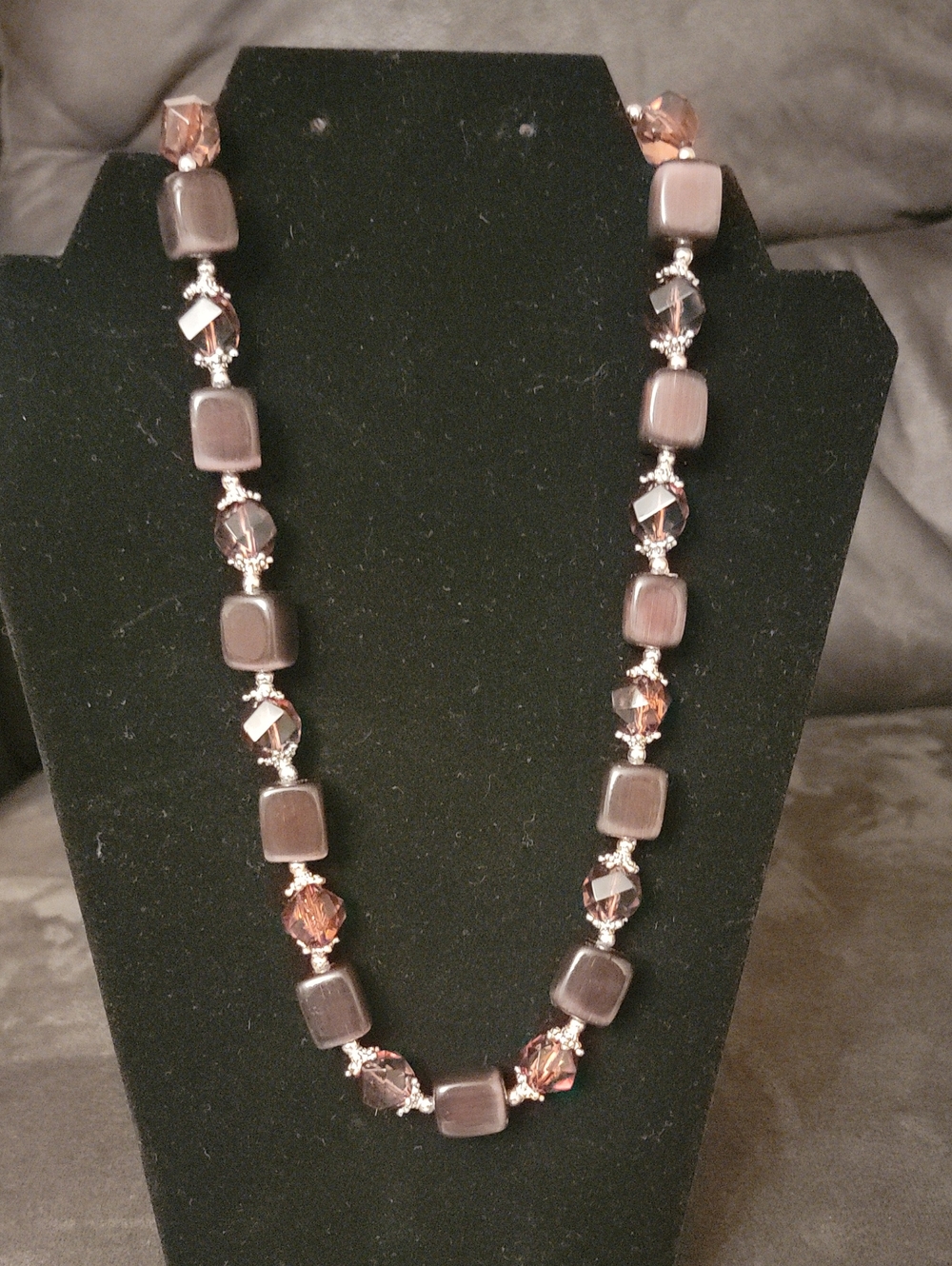 Women's Mauve Beaded Necklace